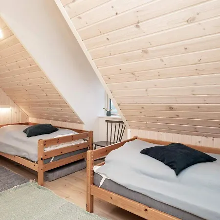 8 Person Holiday In Bl Vand